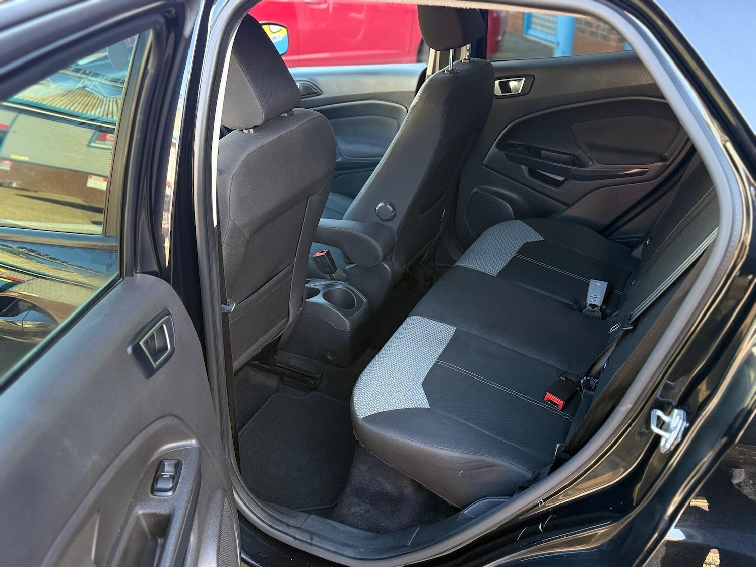 Used Ford Ecosport 2016 for sale - 76619933: Photo 21