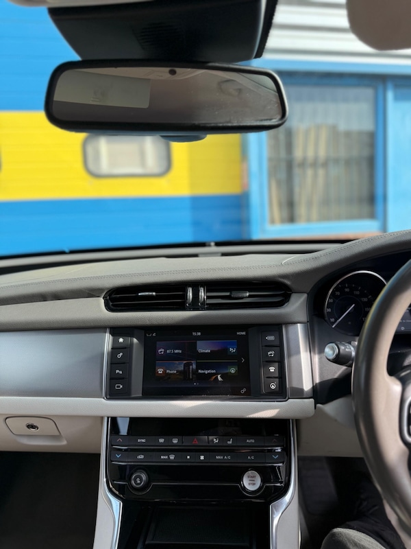 Used Jaguar XF 2016 for sale - 76200735: Photo 19