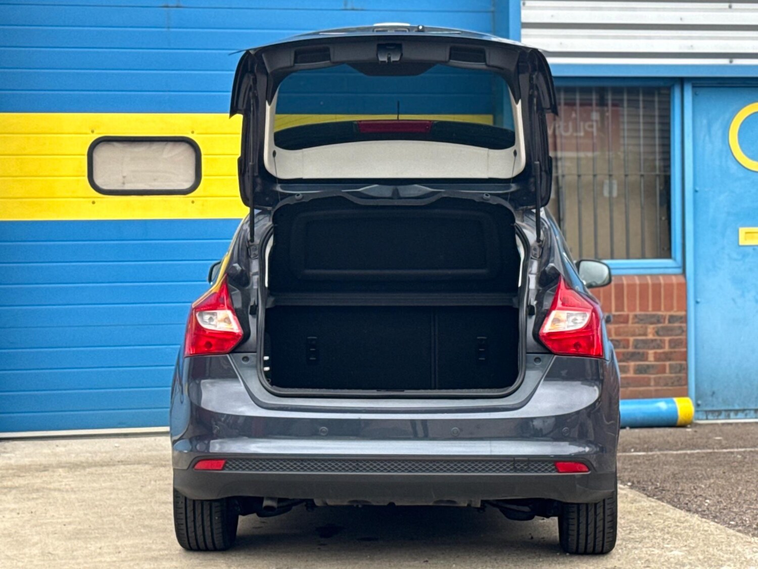 Vehicle 29