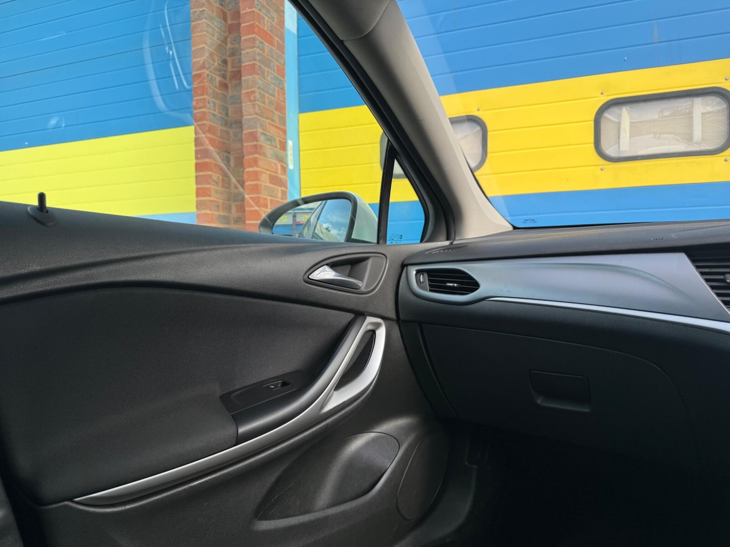 Vehicle 28