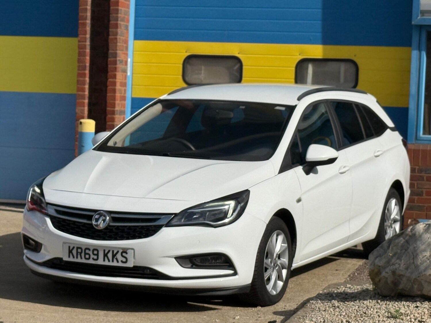 Vehicle 60
