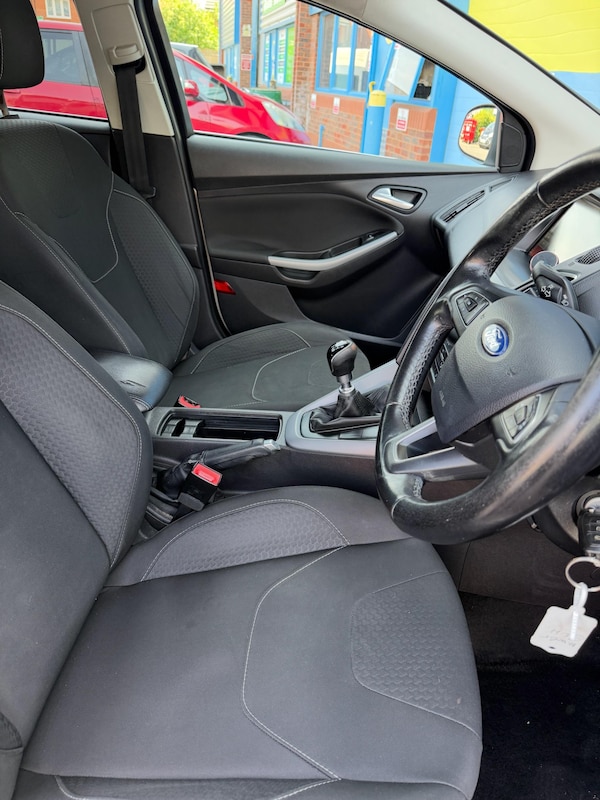 Used Ford Focus 2015 for sale - 75013106: Photo 16