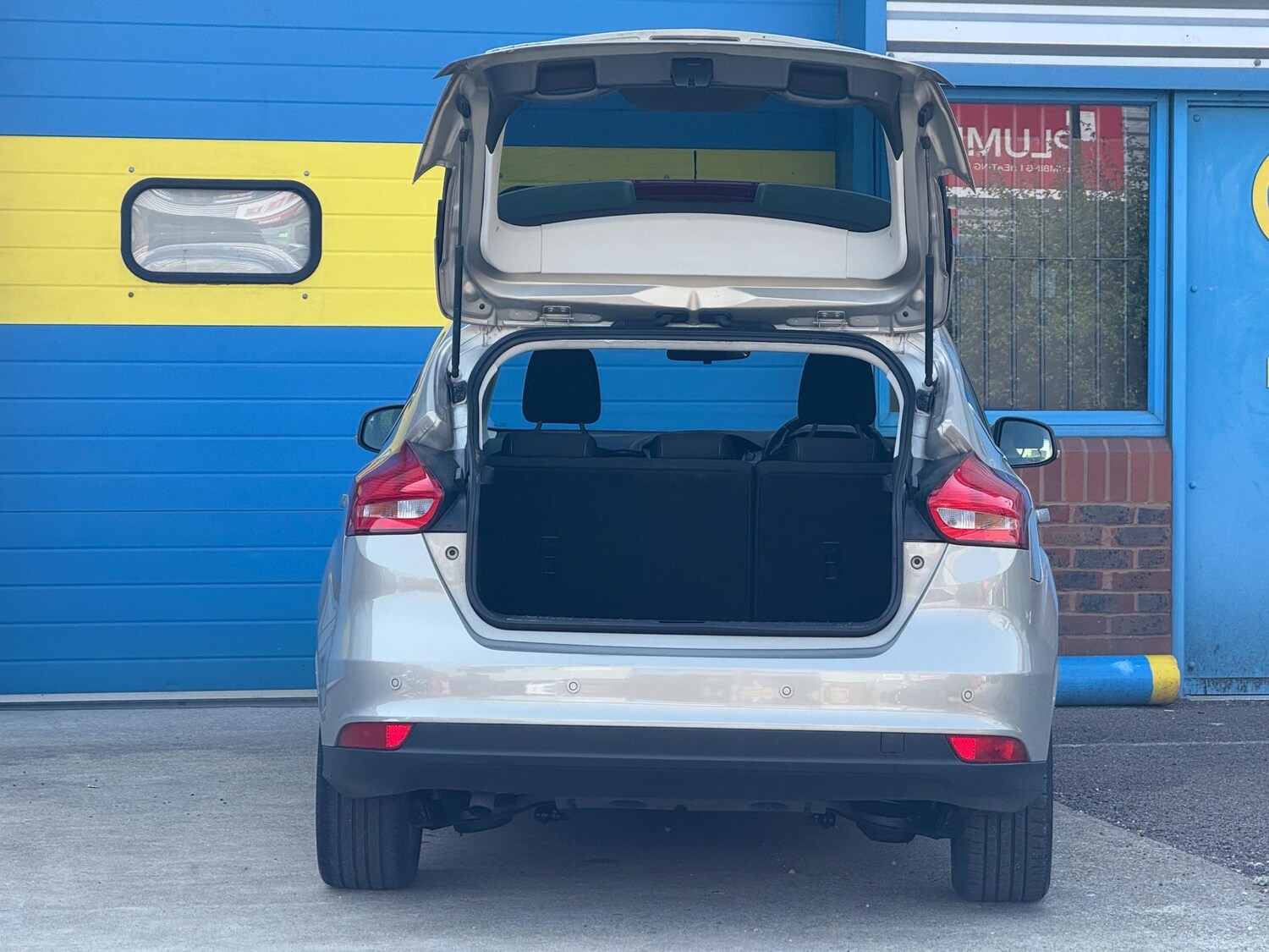 Vehicle 47