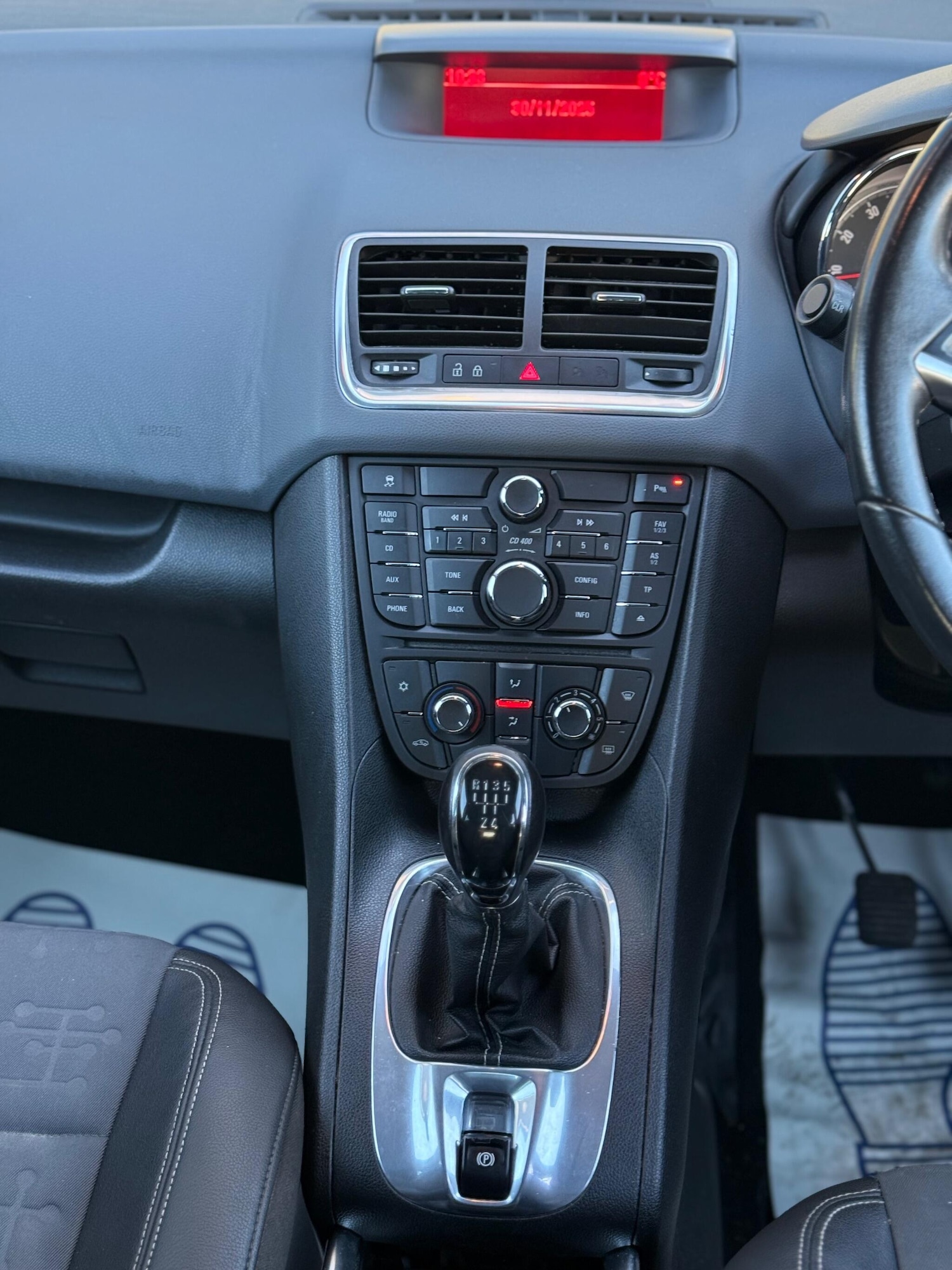 Used Vauxhall Meriva 2013 for sale - 76991470: Photo 20