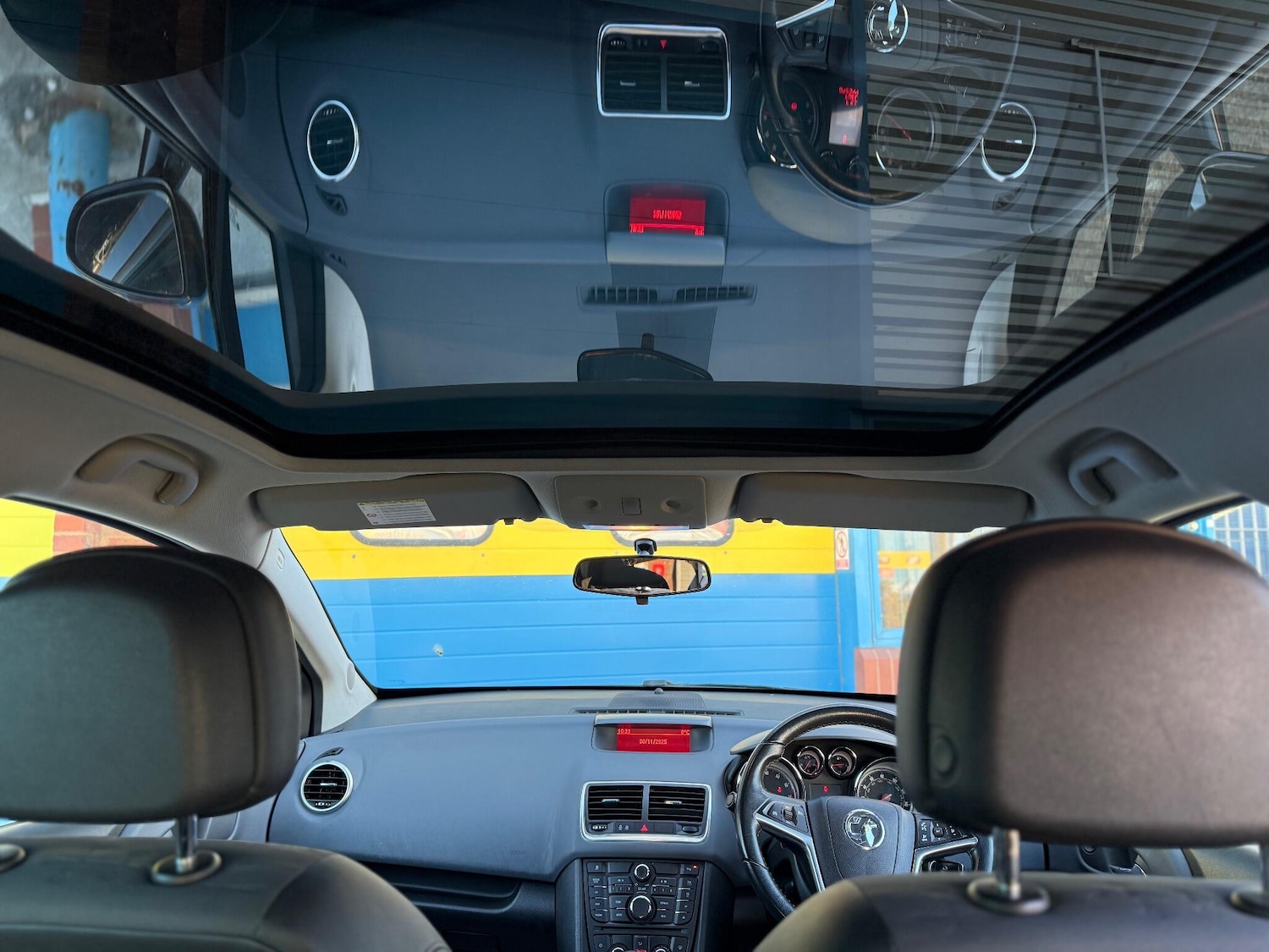 Used Vauxhall Meriva 2013 for sale - 76991470: Photo 24