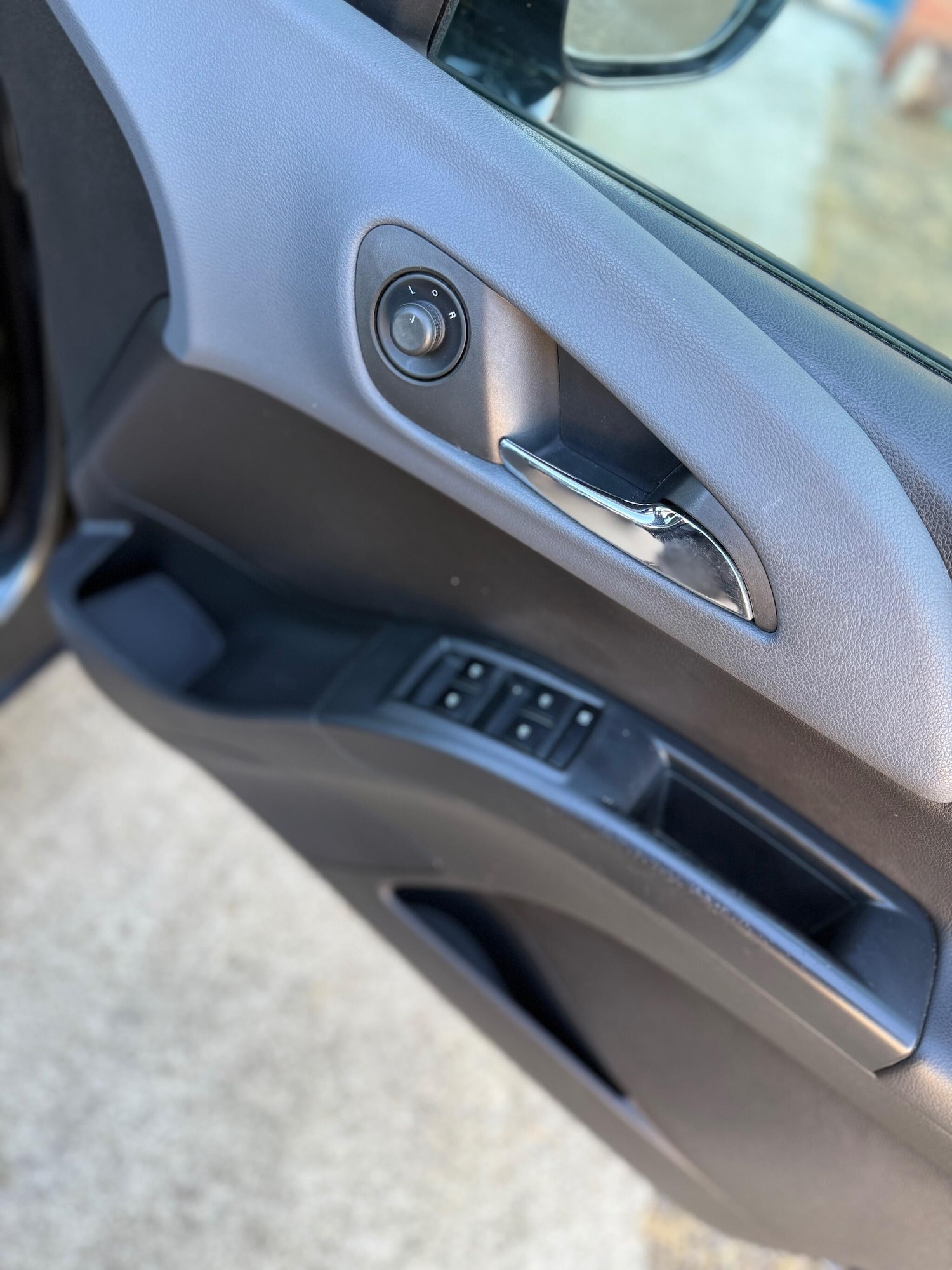 Used Vauxhall Meriva 2013 for sale - 76991470: Photo 35