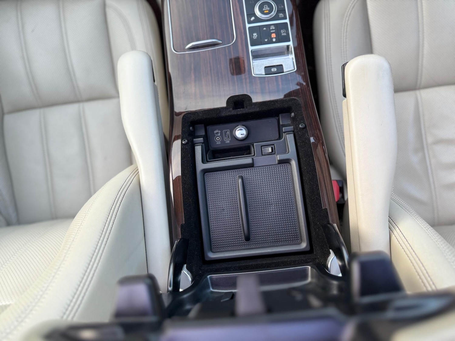 Used Land Rover Range Rover 2013 for sale - 76620228: Photo 18