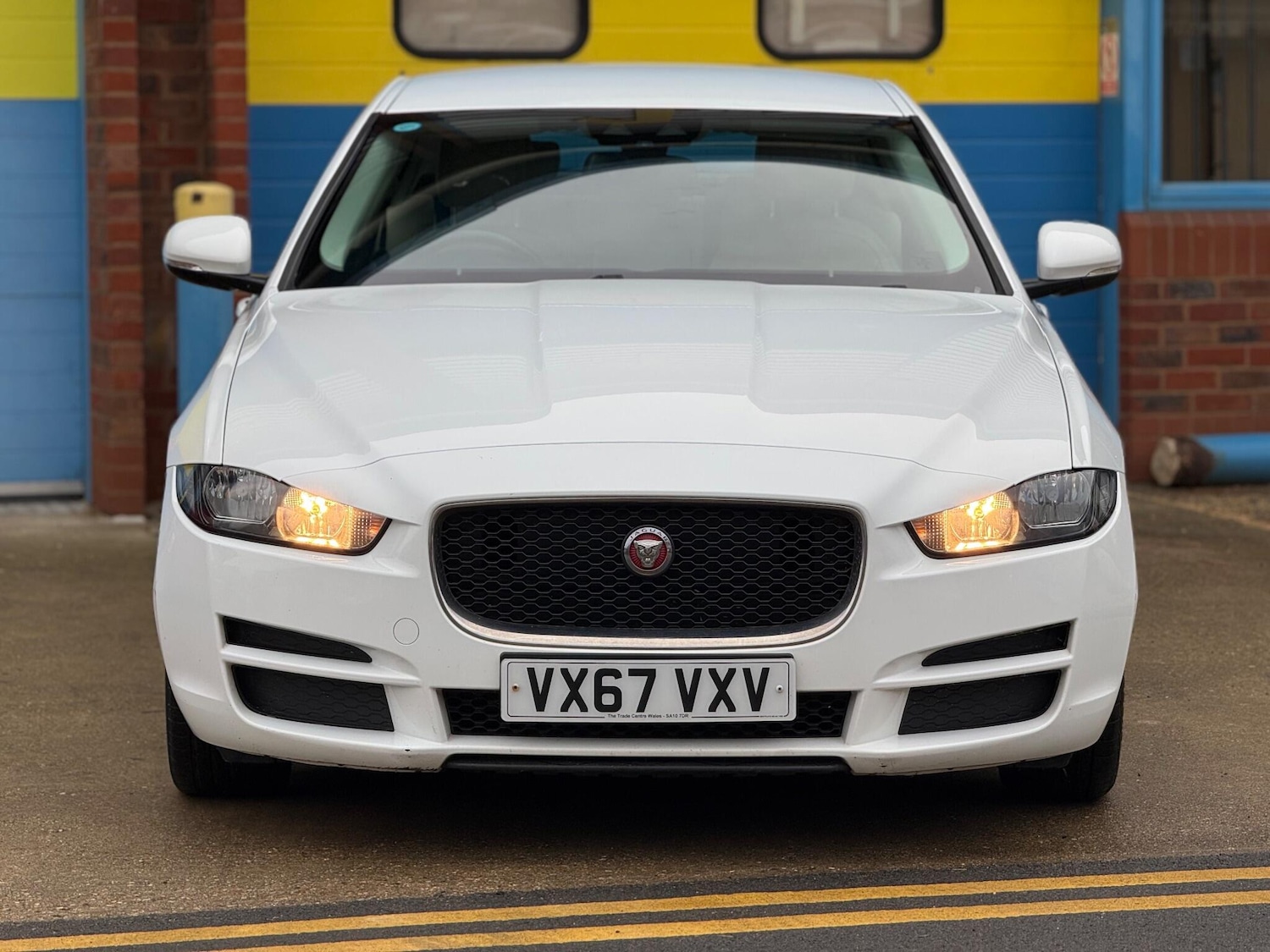 Used Jaguar XE 2017 for sale - 76936626: Photo 22