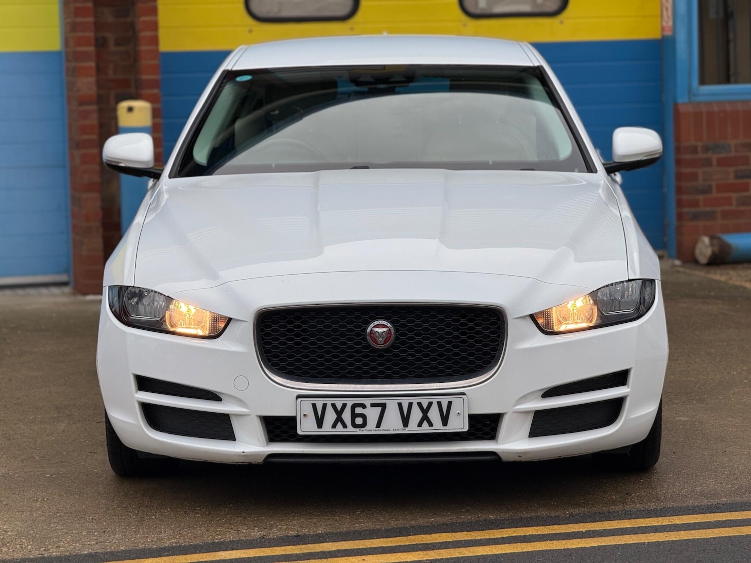 Used Jaguar XE 2017 for sale - 76936626: Photo 25