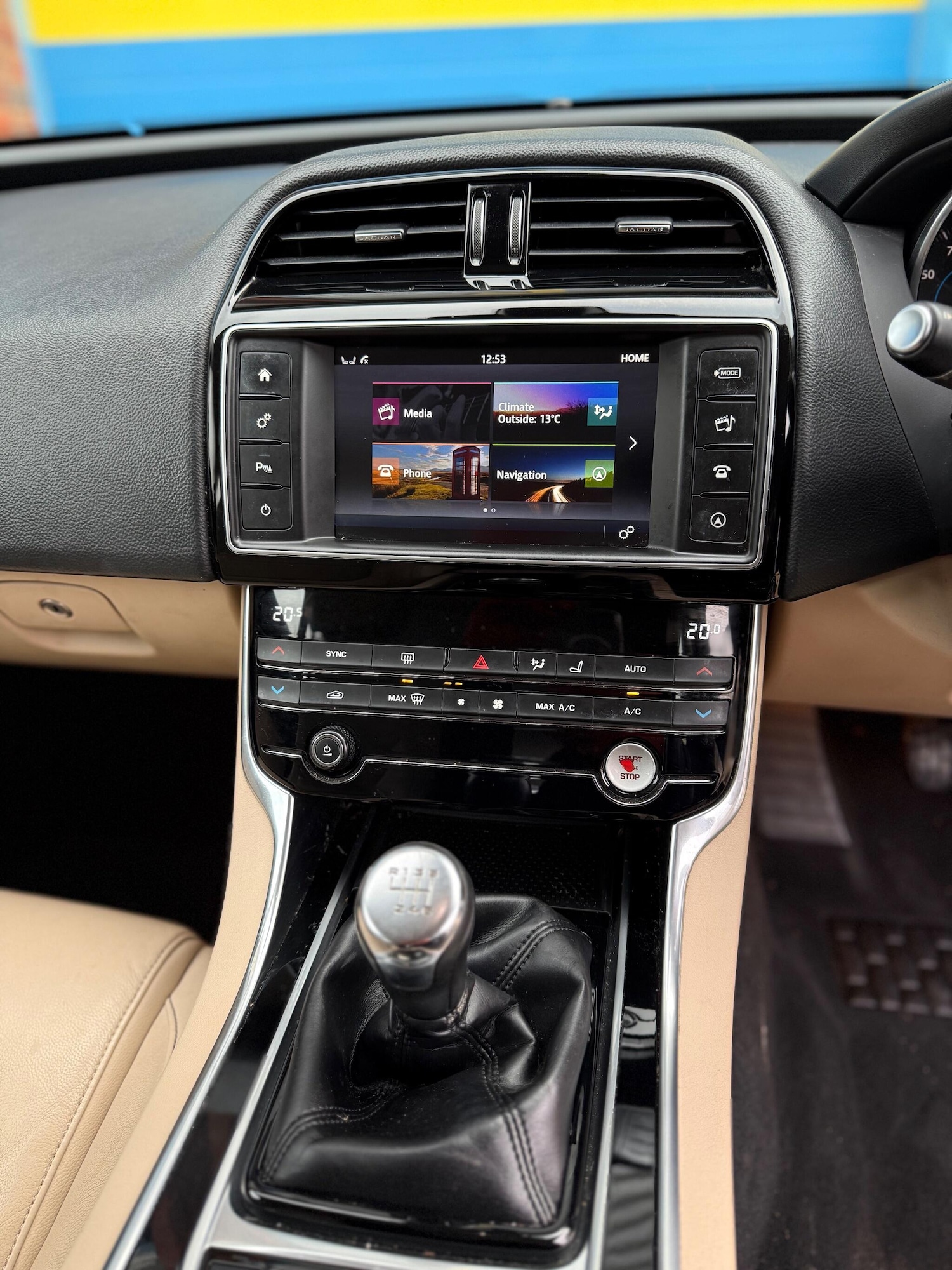 Used Jaguar XE 2017 for sale - 76936626: Photo 26