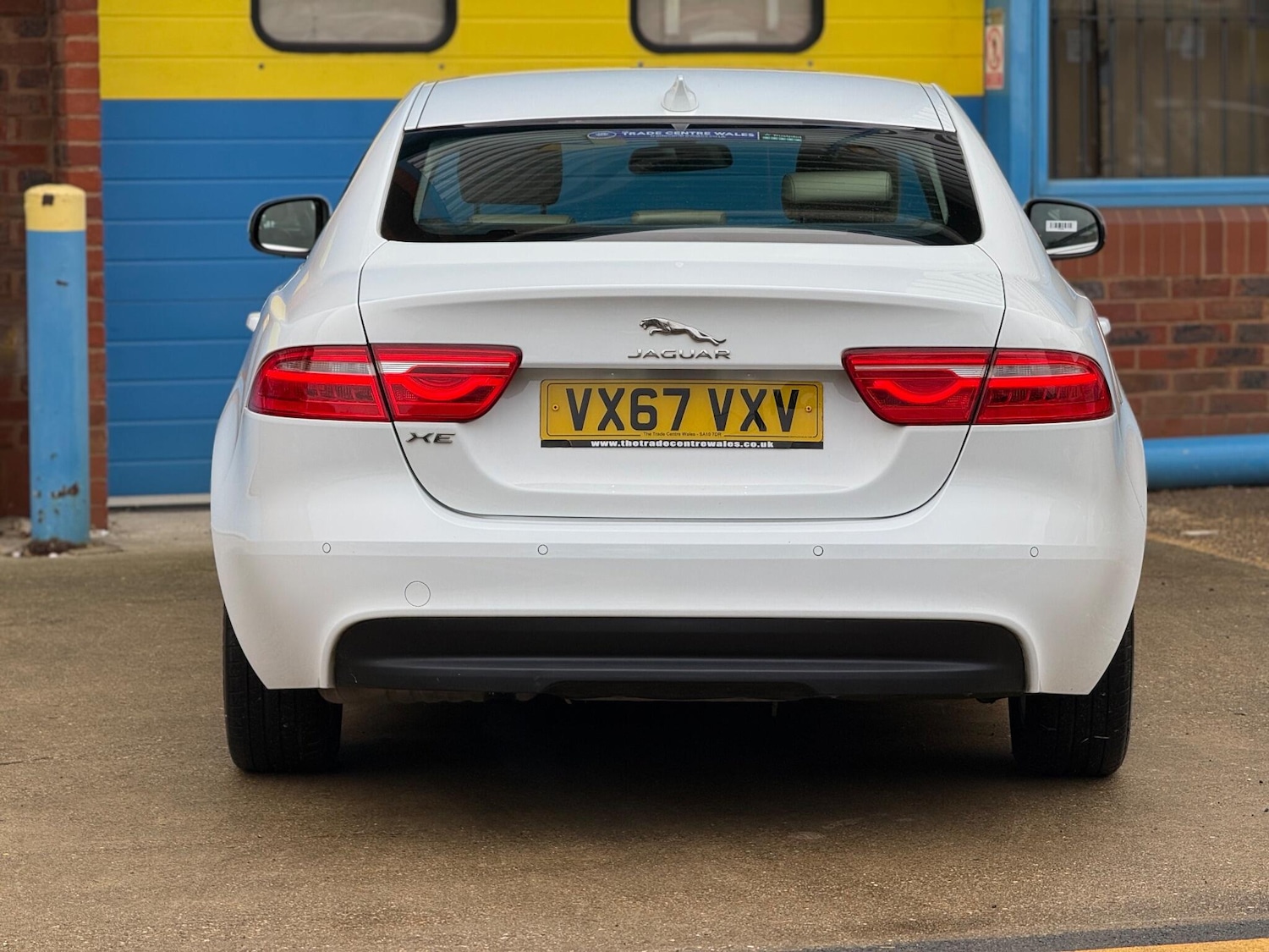 Used Jaguar XE 2017 for sale - 76936626: Photo 37