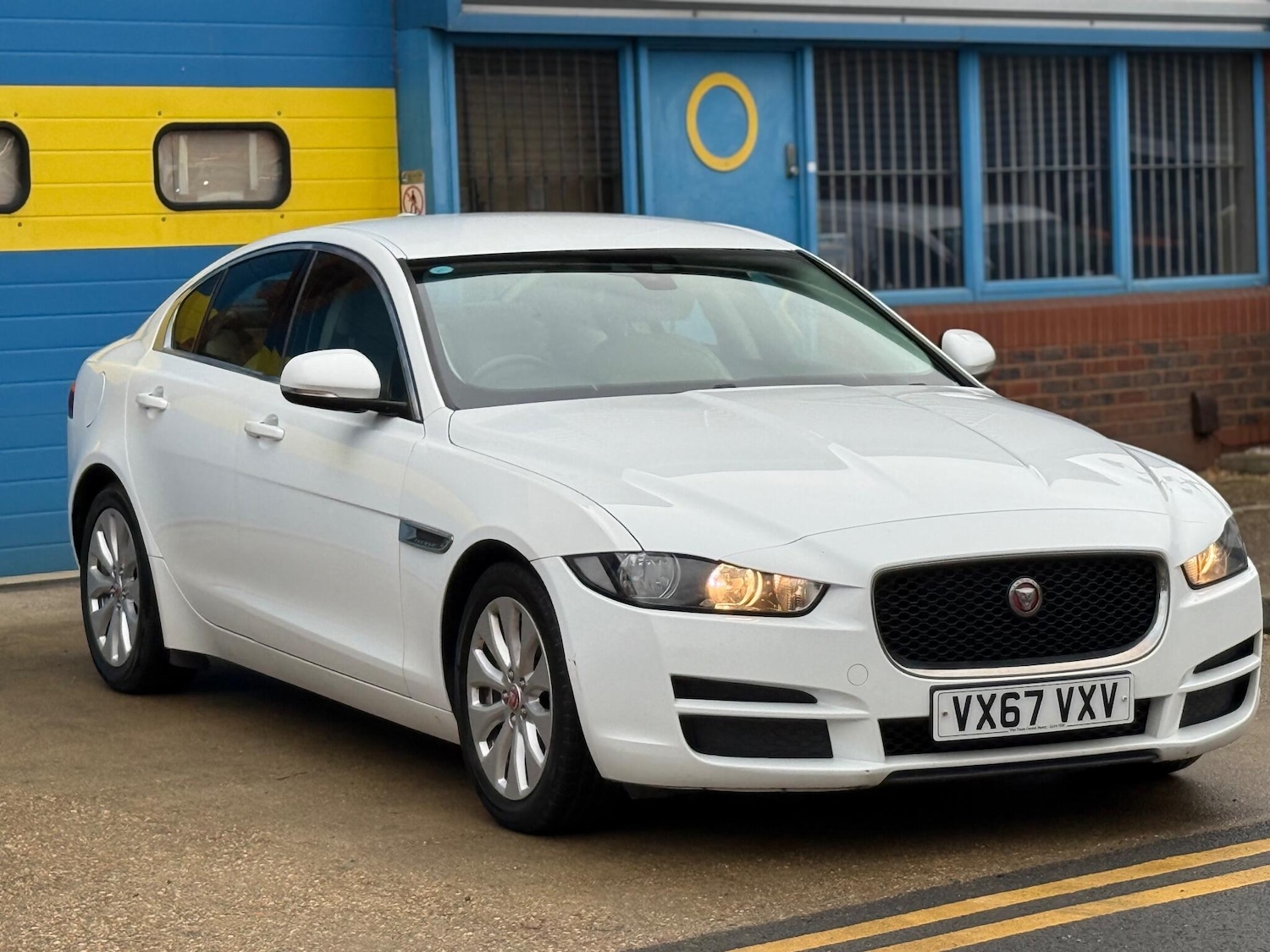 Used Jaguar XE 2017 for sale - 76936626: Photo 39