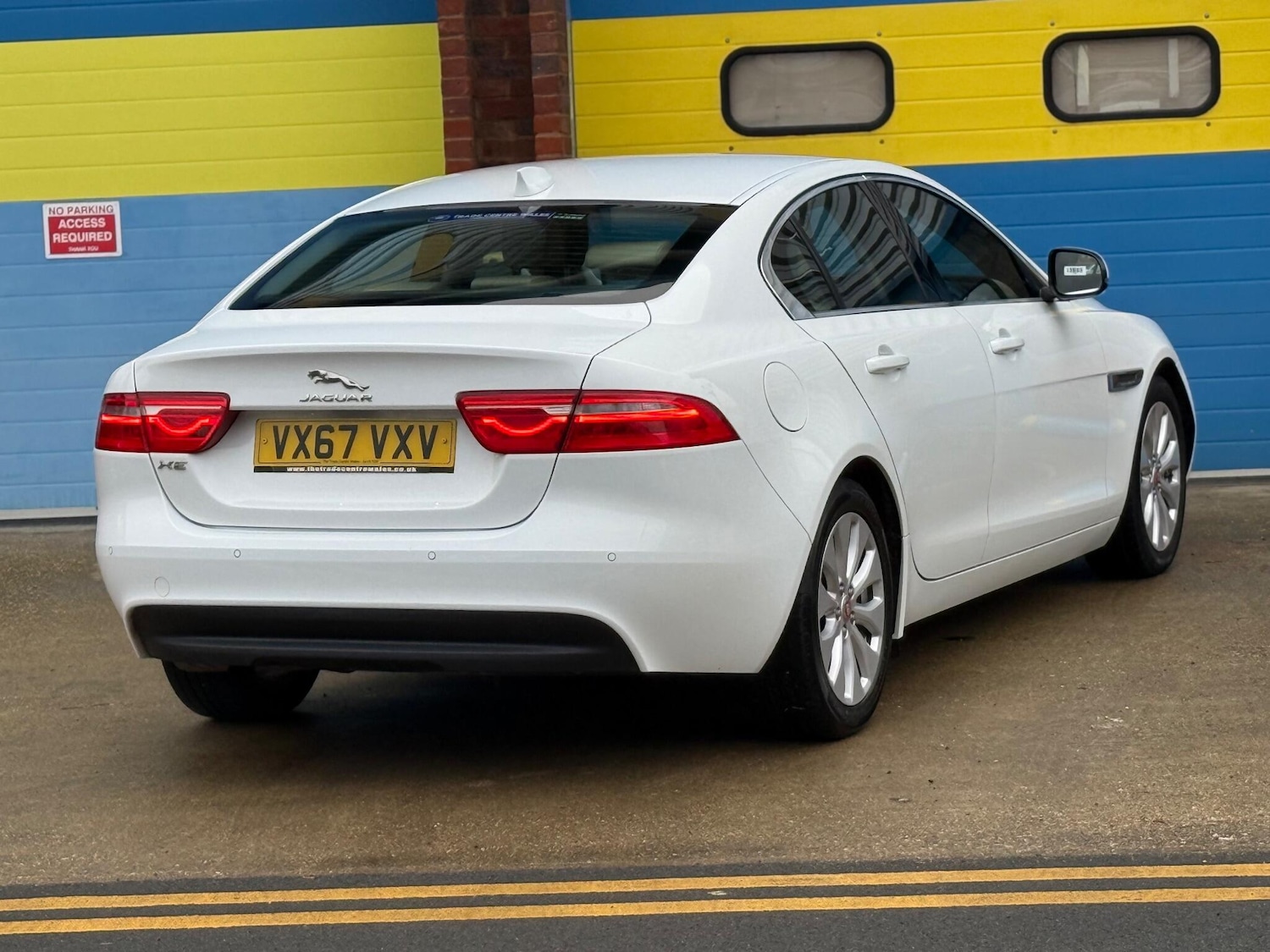 Used Jaguar XE 2017 for sale - 76936626: Photo 52