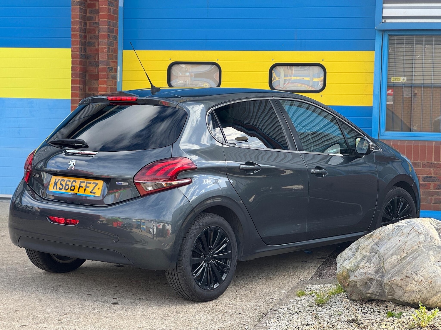 Used Peugeot 208 for sale - 76995444: Photo 11