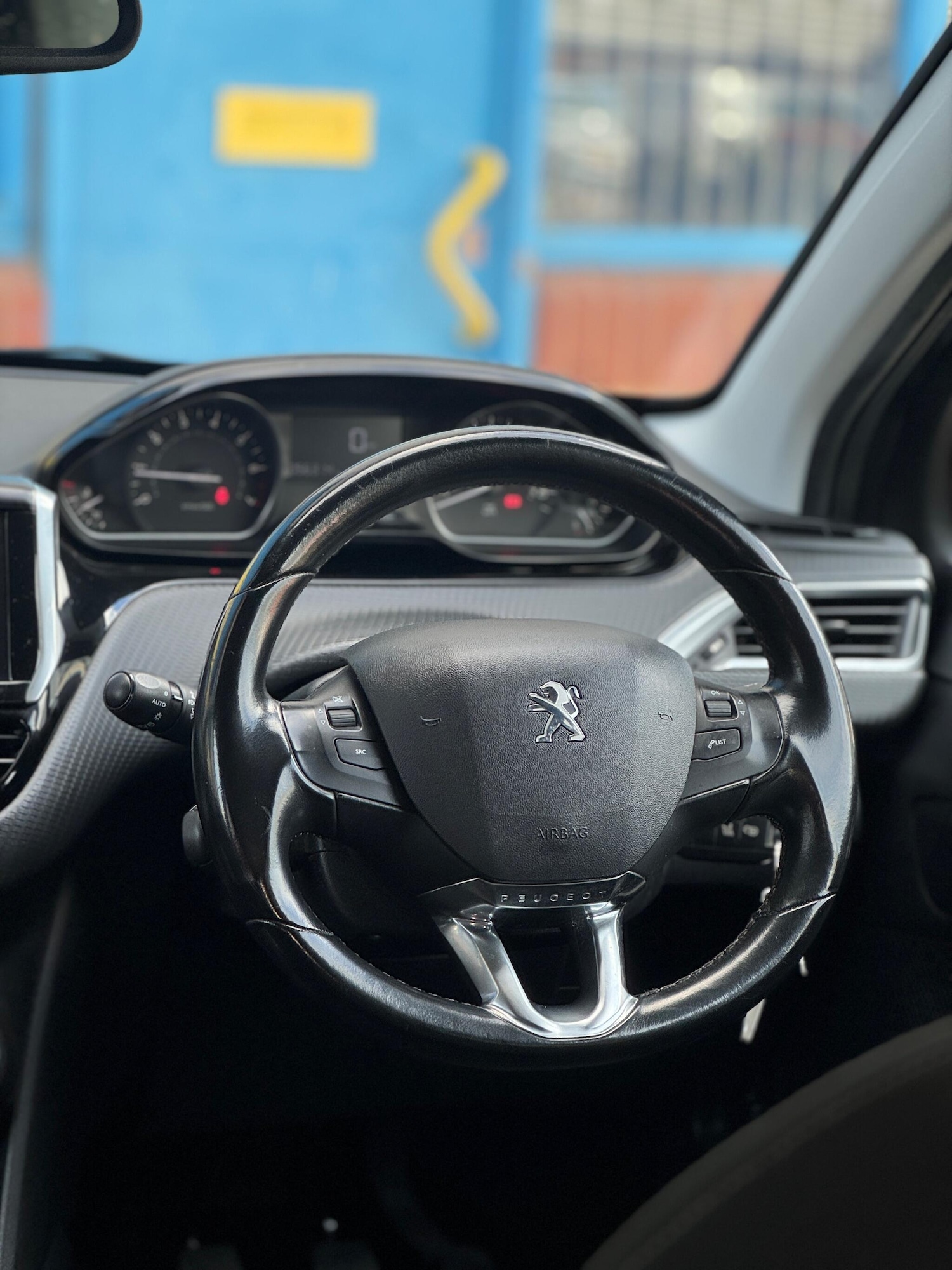 Used Peugeot 208 for sale - 76995444: Photo 46