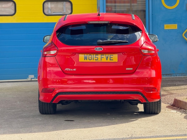 Used Ford Focus 2015 for sale - 74042730: Photo 5