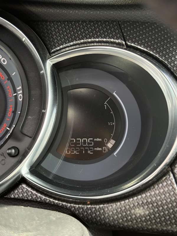 Used Citroen DS3 2014 for sale - 76247456: Photo 44