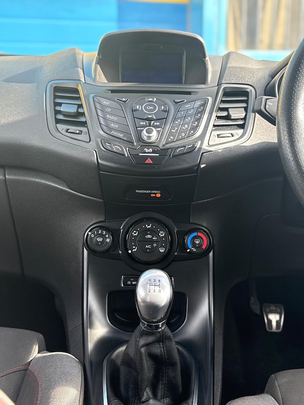Used Ford Fiesta 2016 for sale - 76084207: Photo 15