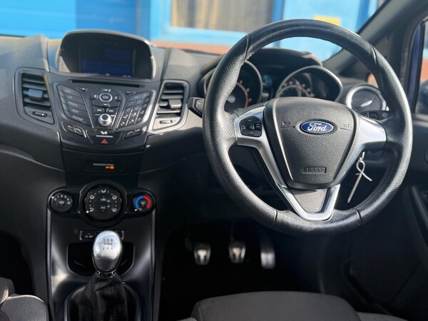 Used Ford Fiesta 2016 for sale - 76084207: Photo 30