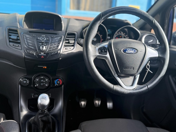 Used Ford Fiesta 2016 for sale - 76084207: Photo 48