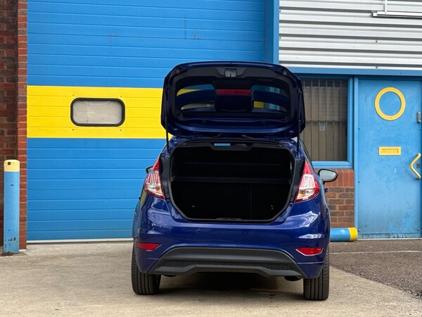 Used Ford Fiesta 2016 for sale - 76084207: Photo 64