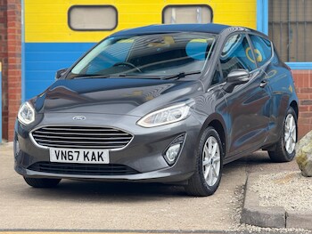 Used Ford Fiesta 2017 for sale - 74610882: Photo