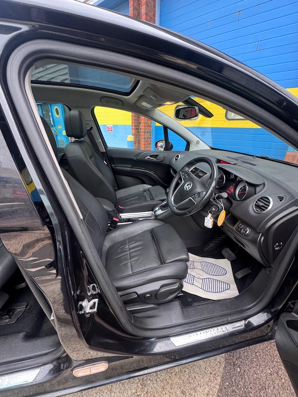 Used Vauxhall Meriva 2013 for sale - 76246512: Photo 12