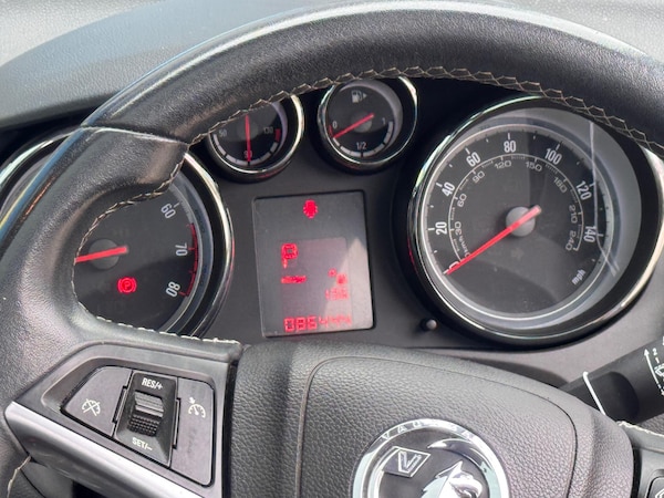 Used Vauxhall Meriva 2013 for sale - 76246512: Photo 15