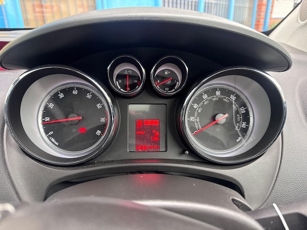 Used Vauxhall Meriva 2013 for sale - 76246512: Photo 22