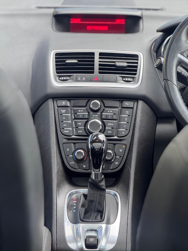 Used Vauxhall Meriva 2013 for sale - 76246512: Photo 65