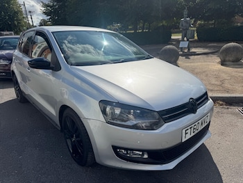 Used Volkswagen Polo 2011 for sale - 75940519: Photo
