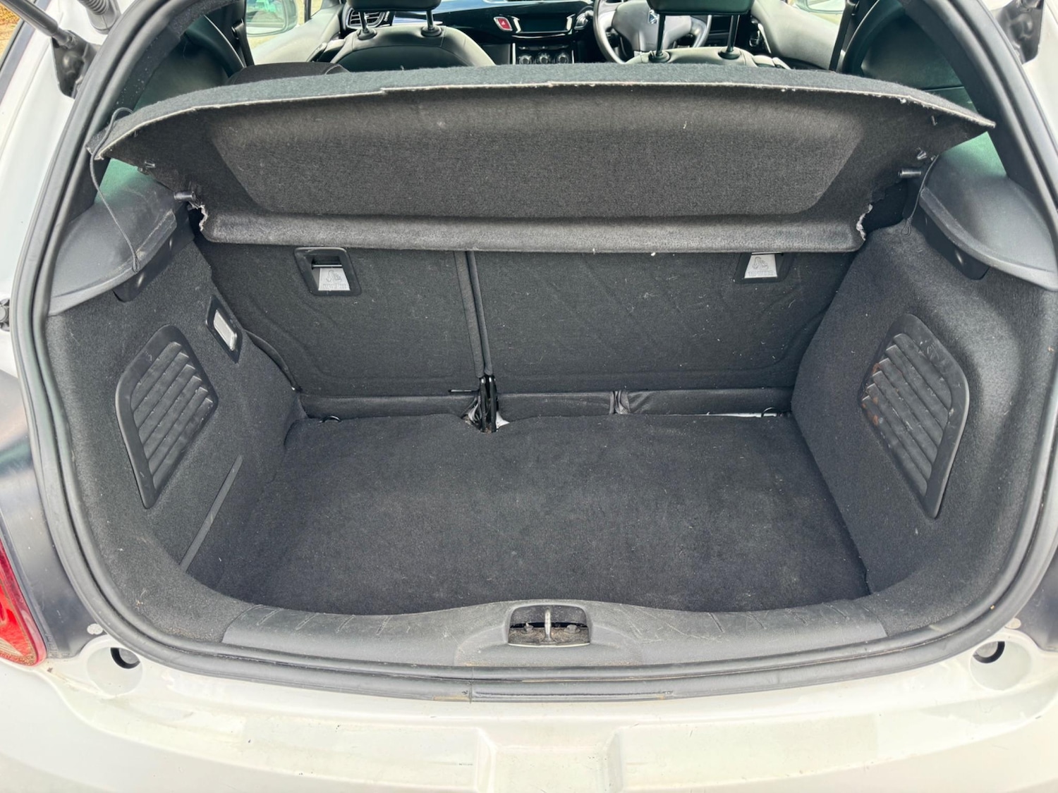 Vehicle 28