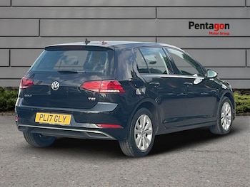 Used Volkswagen Golf 2017 for sale - 75816517: Photo
