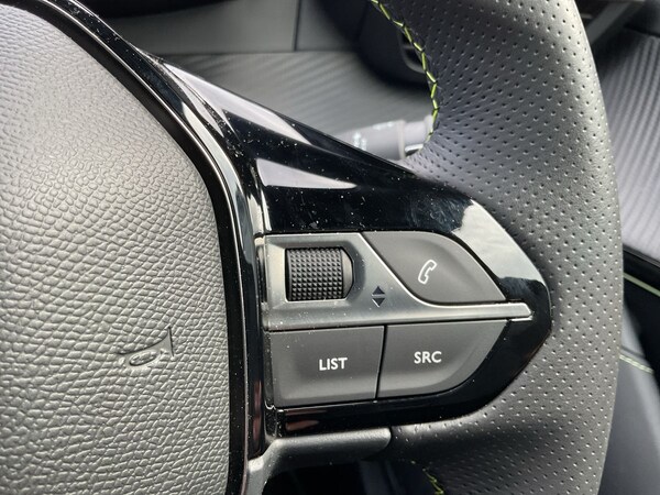 Used Peugeot 208 2022 for sale - 76015745: Photo 21