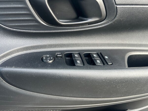 Used Hyundai i20 2022 for sale - 76004219: Photo 20