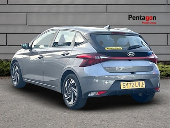 Used Hyundai i20 2022 for sale - 76004219: Photo 2
