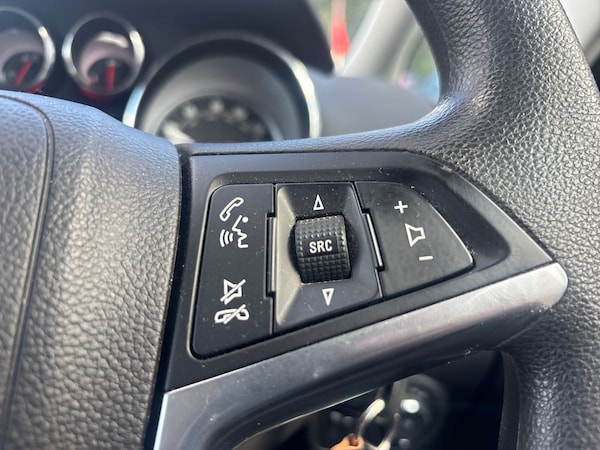 Used Vauxhall Zafira 2016 for sale - 76030084: Photo 19
