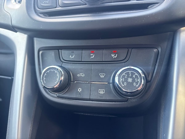 Used Vauxhall Zafira 2016 for sale - 76030084: Photo 24