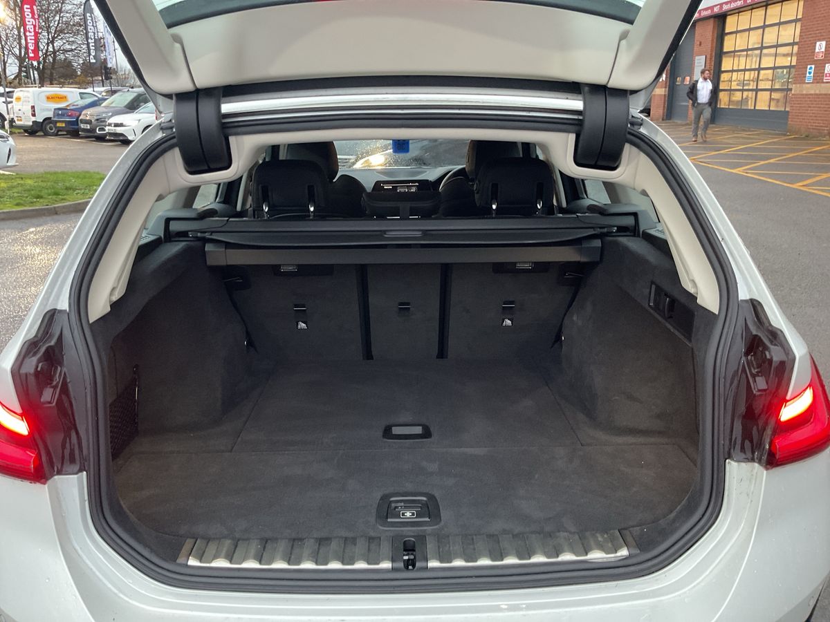 Used BMW 3 Series 2021 for sale - 76789781: Photo 11