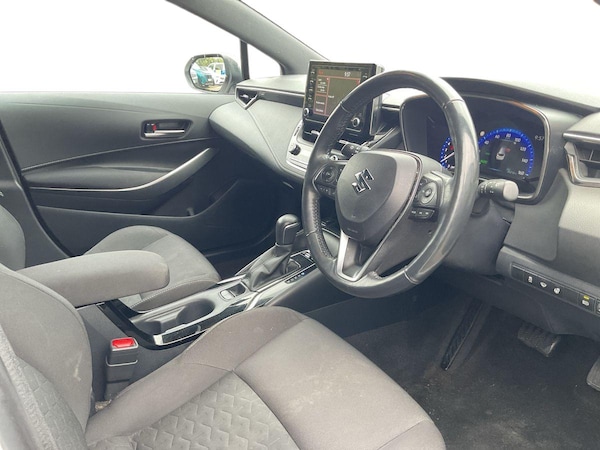 Used Suzuki Swace 2022 for sale - 76230261: Photo 5
