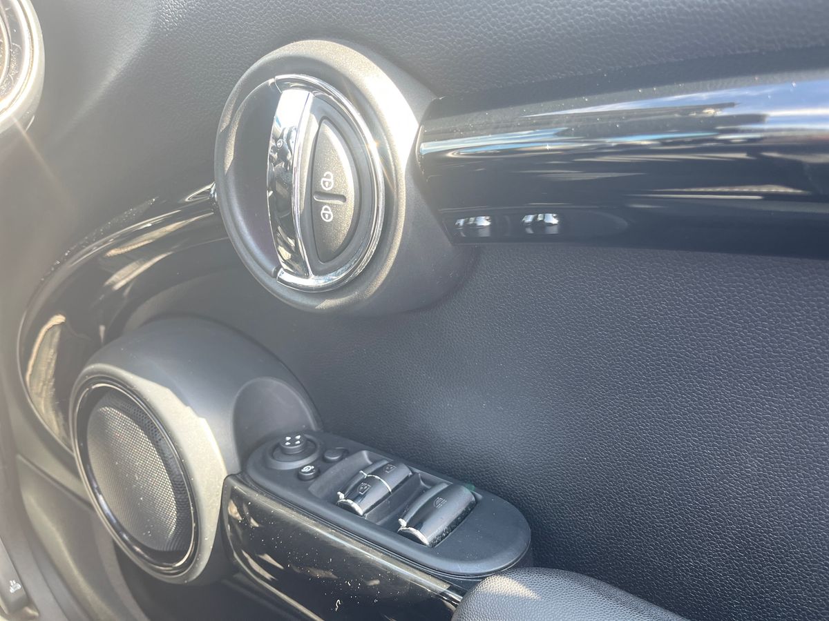 Used MINI Convertible 2019 for sale - 77041497: Photo 21