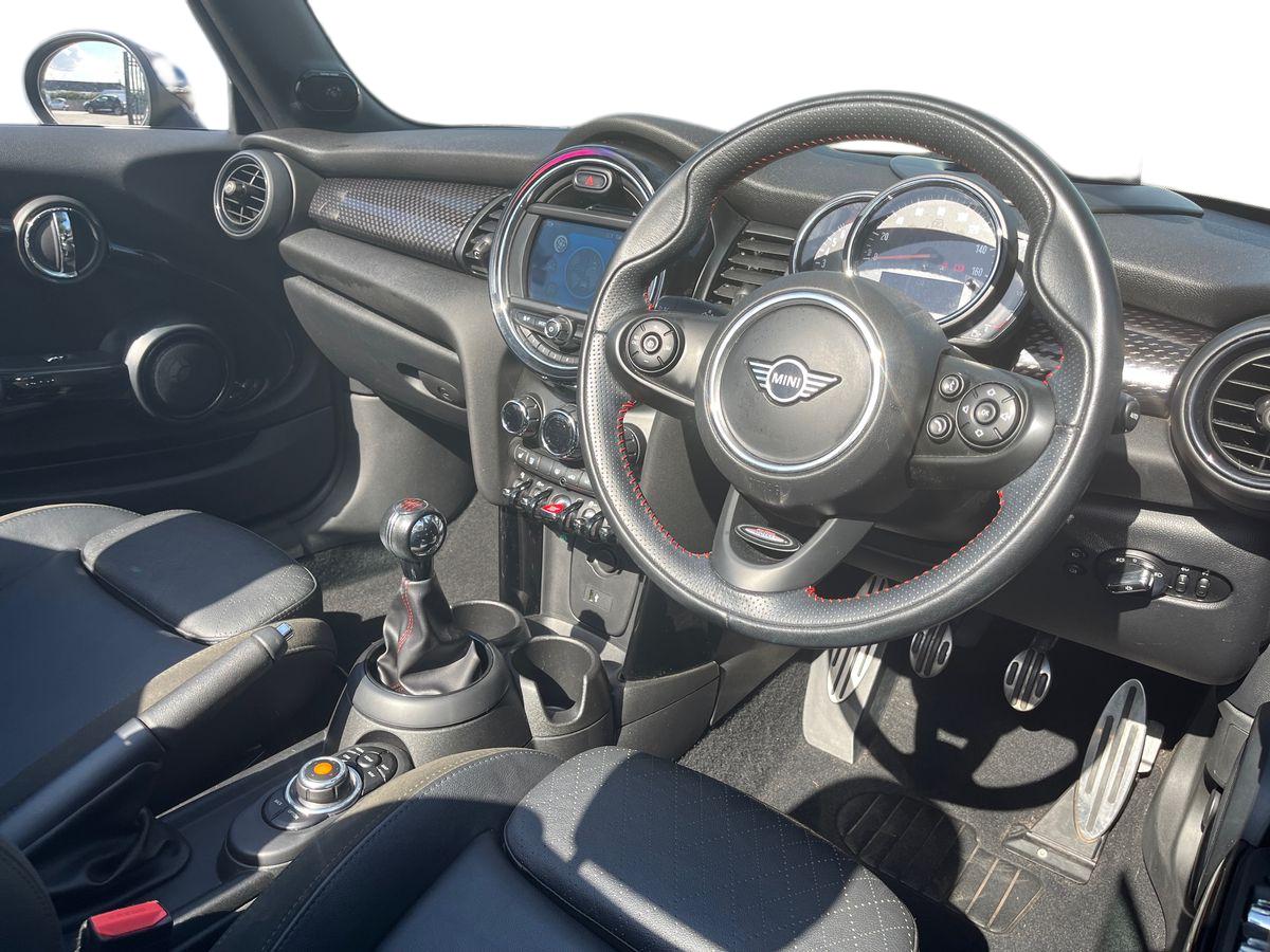 Used MINI Convertible 2019 for sale - 77041497: Photo 5