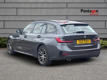 Used BMW 3 Series 2021 for sale - 75679753: Photo