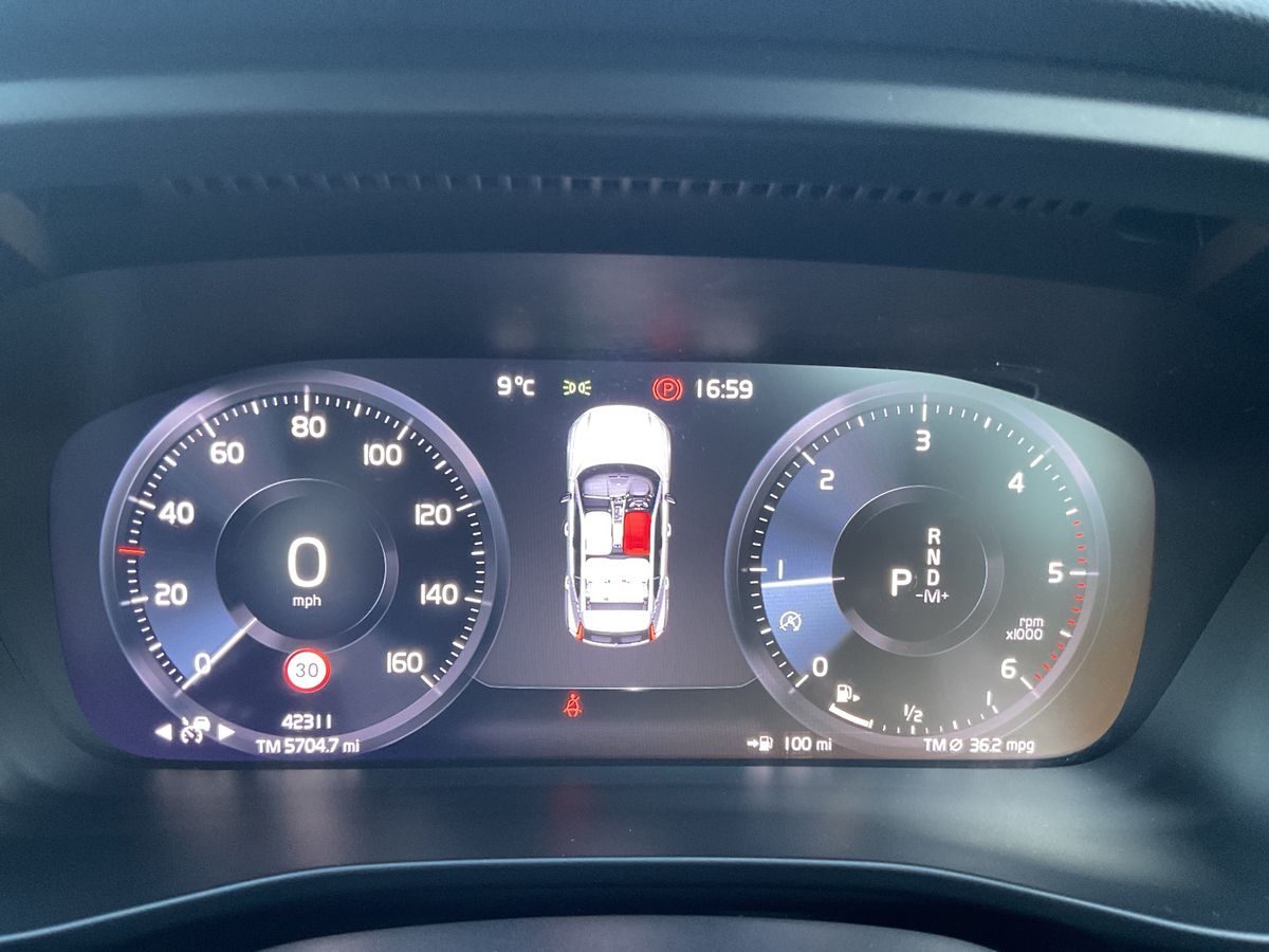 Used Volvo XC40 2020 for sale - 76351488: Photo 25