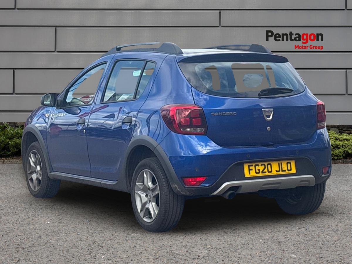 Used Dacia Sandero Stepway 2020 for sale - 76344658: Photo 2
