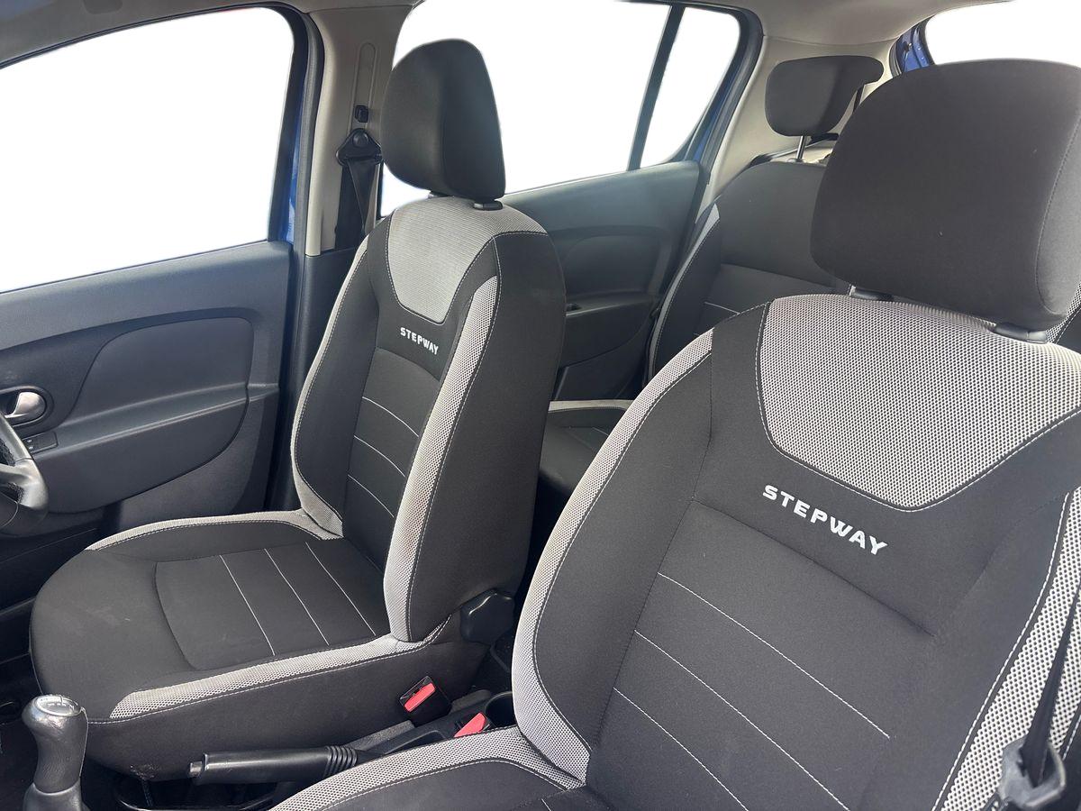 Used Dacia Sandero Stepway 2020 for sale - 76344658: Photo 9