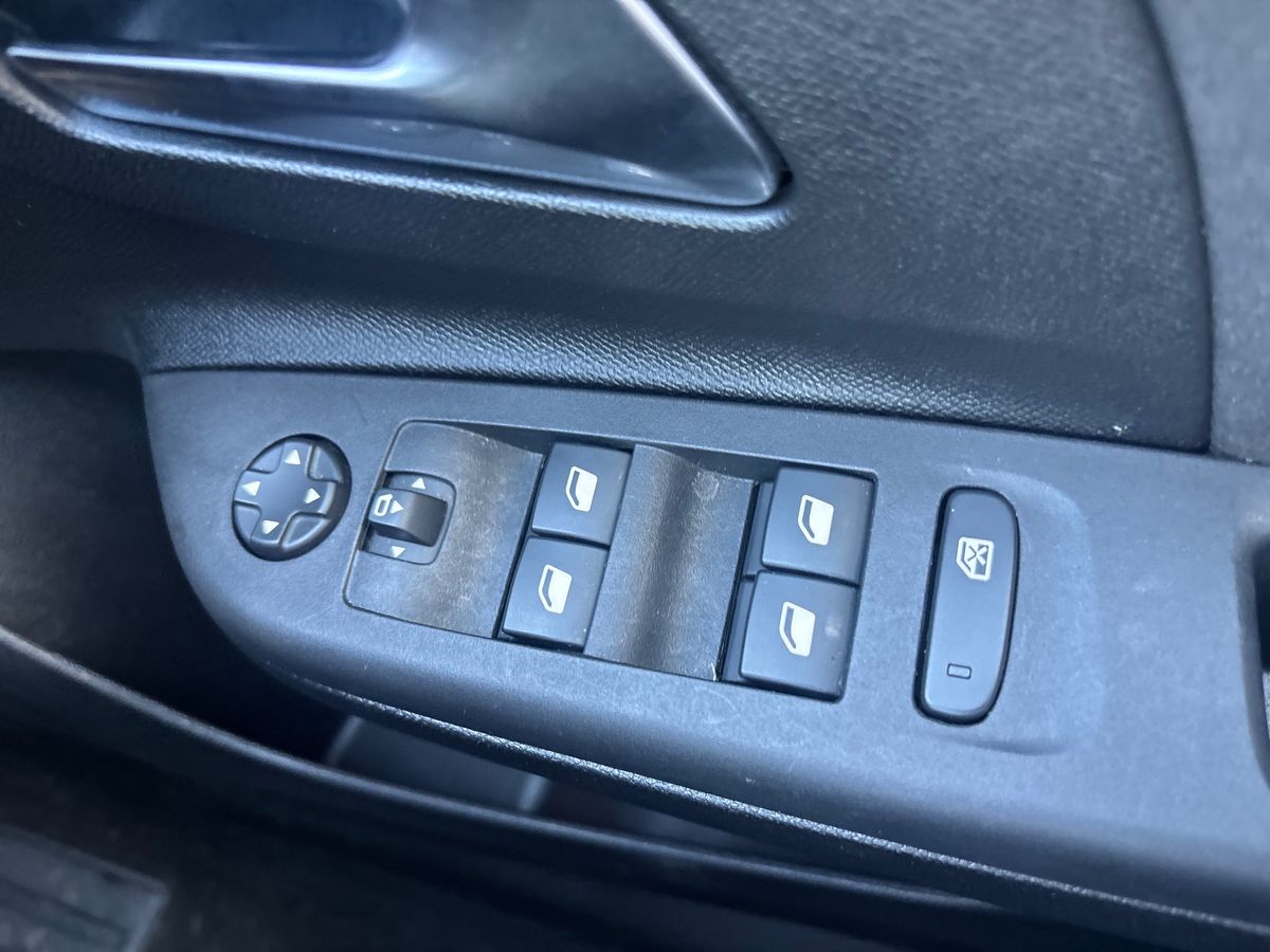 Used Vauxhall Corsa 2025 for sale - 76010866: Photo 21