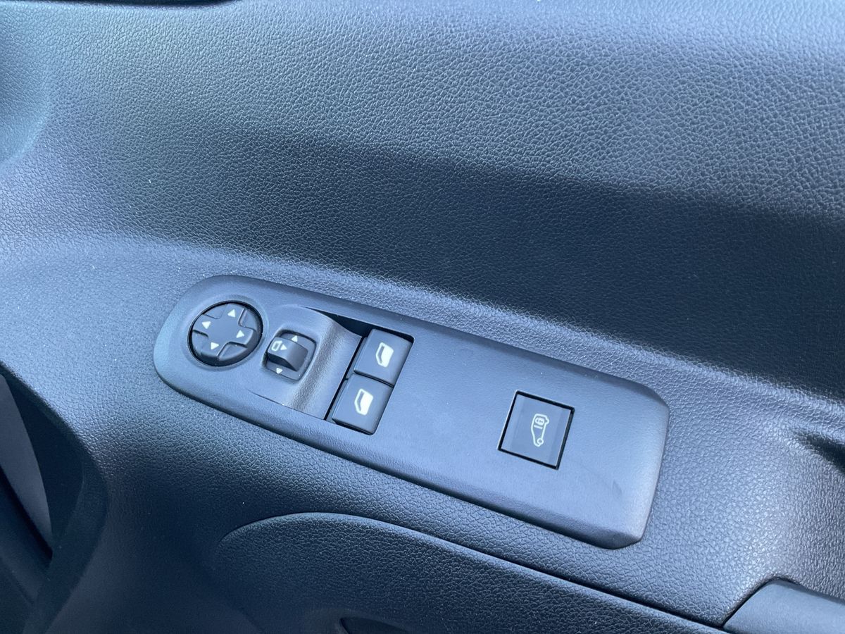 Used Peugeot Partner 2019 for sale - 76605413: Photo 18