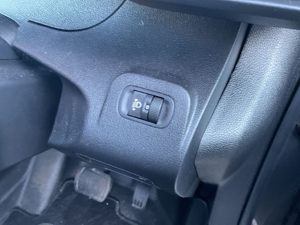 Used Peugeot Partner 2019 for sale - 76605413: Photo 19