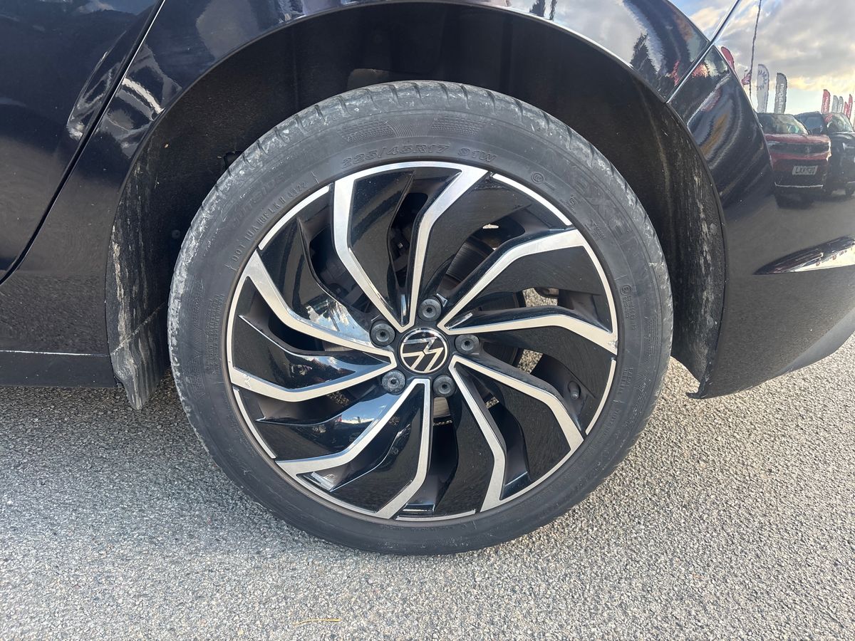 Used Volkswagen Golf 2023 for sale - 76113160: Photo 17